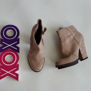 ZARA suede chunky ankle boots